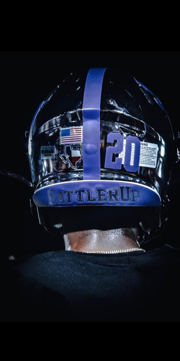 Photo by: Nicholas Escatiola